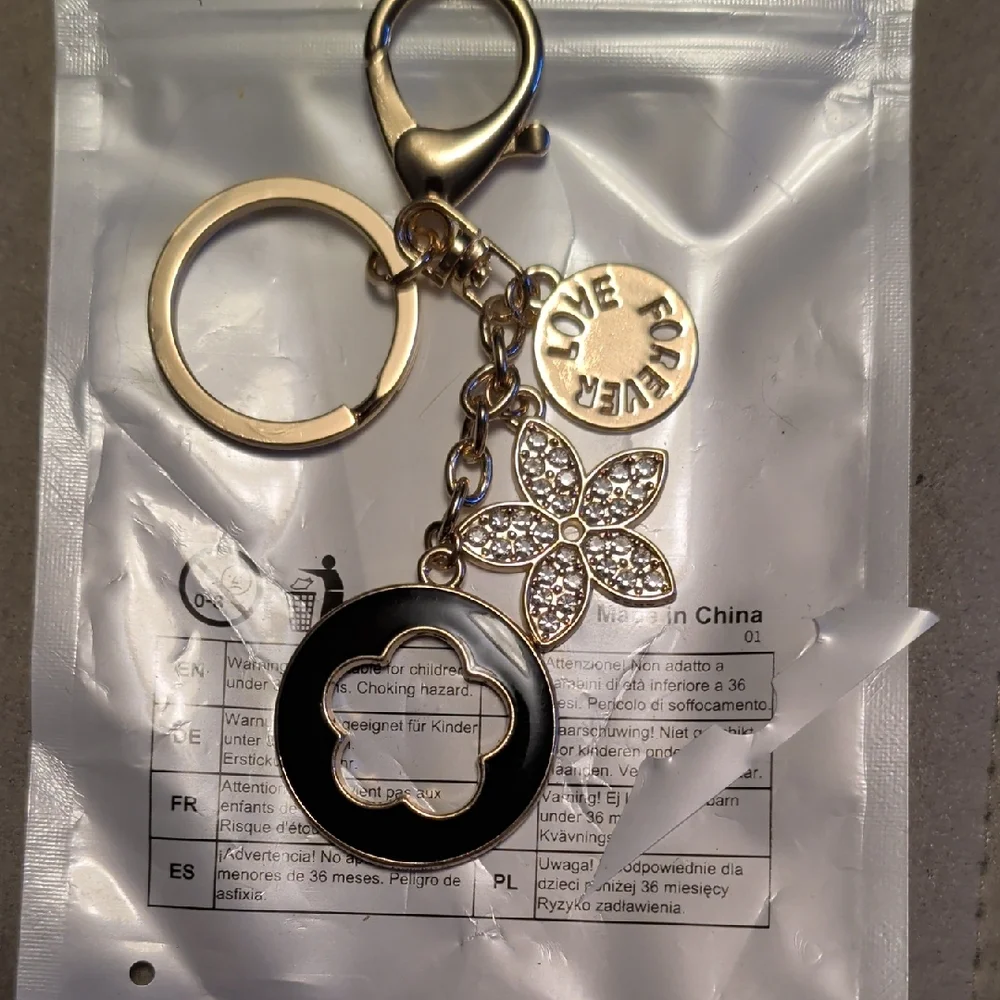 Flower Keychain Charm With Luxury Look